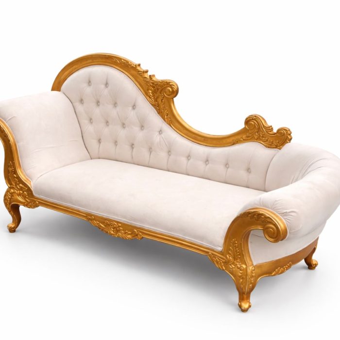 Sit Like a Queen & King - The Royal Nap-Approved Sofa